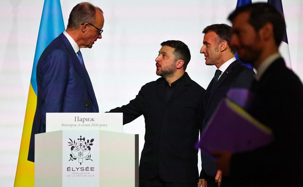 L'Ukraine et les Américains poursuivent leurs discussions à Paris