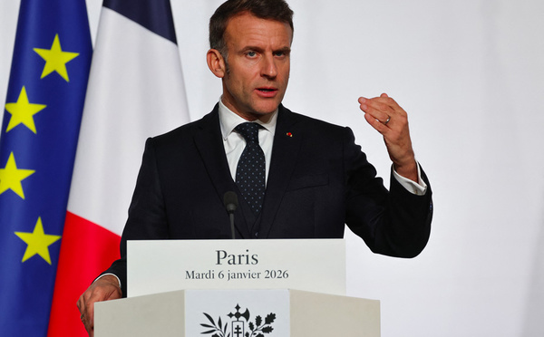 Macron présente aux chefs de partis les garanties de sécurité à l'Ukraine