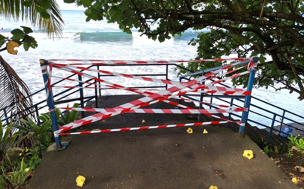 Vétuste, l’escalier de Taiharuru fermé