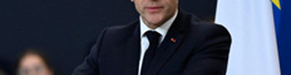 Macron appelle à faire plus en matière de défense, envoie plus de militaires au Groenland