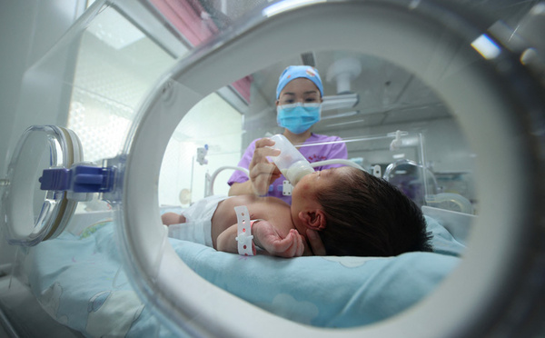 La Chine continue de faire de moins en moins de bébés