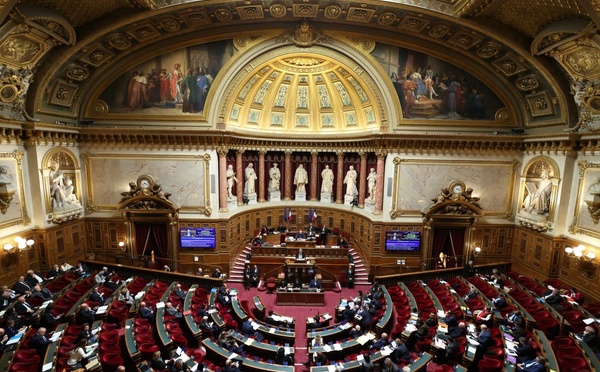Fin de vie: les débats sur l'aide à mourir quasiment enterrés au Sénat après le rejet d'un article-clé