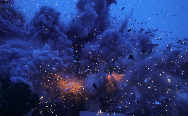 Israël dit avoir frappé des postes entre Syrie et Liban utilisés par le Hezbollah pour du "trafic d'armes"