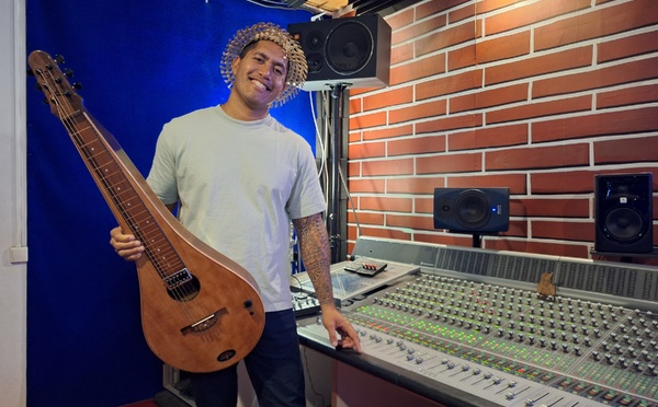 Eto en studio avant son grand concert