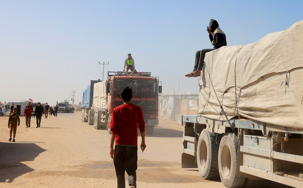 La frontière avec l'Egypte rouvre au compte-gouttes pour les Palestiniens de Gaza