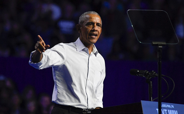 Vidéo raciste: Obama dénonce un "spectacle de clowns"