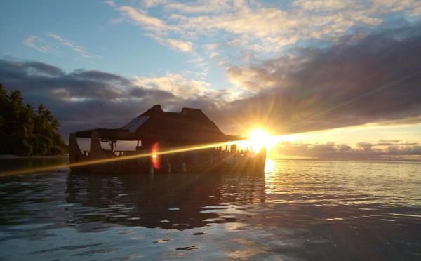 Tetiaroa : le tribunal ordonne la vente de la pirogue de Teiki Pambrun 