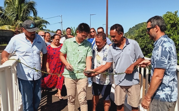 La passerelle piétonne de Tīta’aviri inaugurée