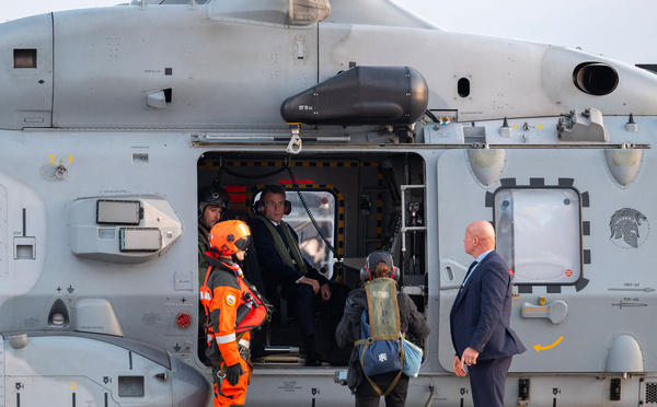 Après Chypre, Macron sur le Charles de Gaulle pour souligner l'important déploiement militaire français