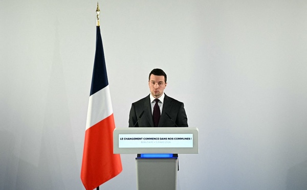 Hexagone : nette poussée du RN, qui "tend la main" à droite pour le second tour