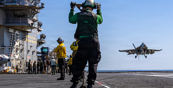 Le nouvel an en Iran assombri par la guerre, une raffinerie incendiée au Koweït