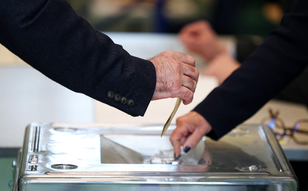 Municipales: la gauche conserve Paris, Lyon et Marseille mais échec global des alliances avec LFI