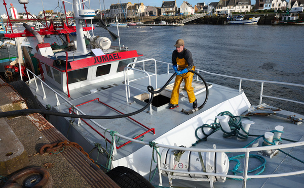 Le gouvernement annonce des mesures de soutien aux pêcheurs, mécontents