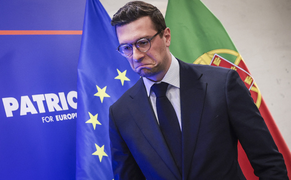 Bardella enlèverait le drapeau européen du perron de l'Elysée s'il était élu président