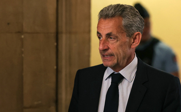 Argent libyen: la défense de Sarkozy brandit la piste de rétrocommissions