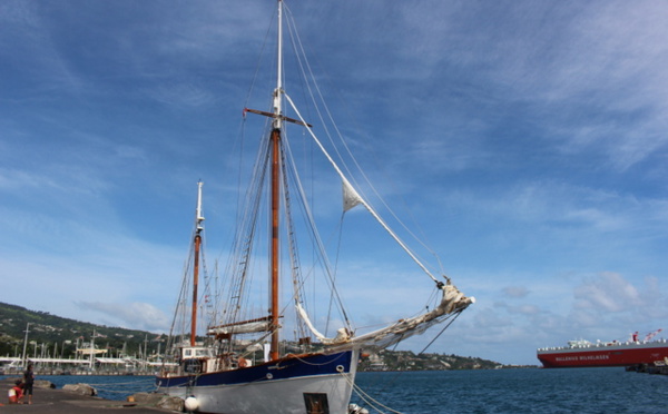Fleur de passion va ausculter nos eaux 80 jours durant