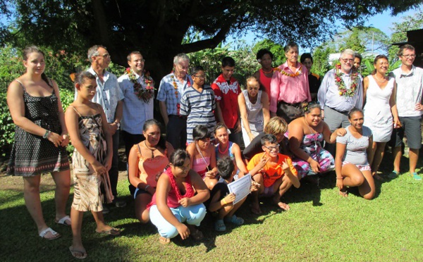 Moorea : Différents mais de vrais "scientifiques en herbe" 