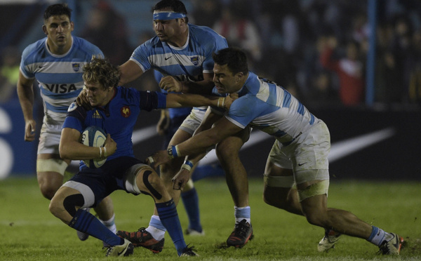 Tournées : le XV de France proche de l'exploit chez les Pumas