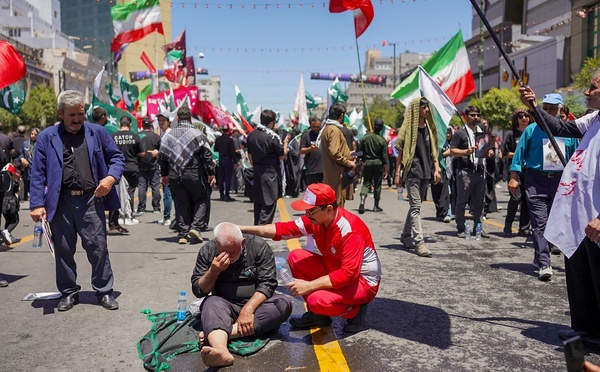 Massif échange de frappes entre l'Iran et les Etats-Unis avant l'inhumation de Khamenei