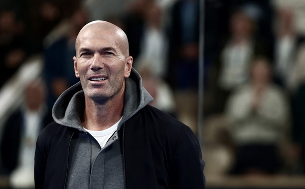 Foot: le jour J pour Zidane, grand favori de l'après-Deschamps