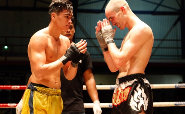 Boxe Thaï – Gala Tini Thaï Boxing : Eddy Bellais gagne contre le « thaïlandais » Benjamin Desnos