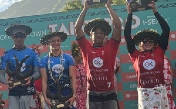 Seth Moniz et Erin Brooks créent la sensation en remportant la Tahiti Pro