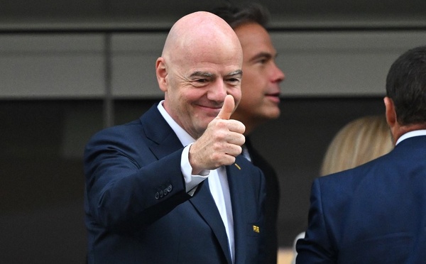 Fifa: Infantino a appuyé sur le "bouton d'autodestruction", selon le patron de la Premier League