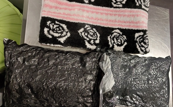 Saisie de 4,3 kg de méthamphétamine par les services douaniers