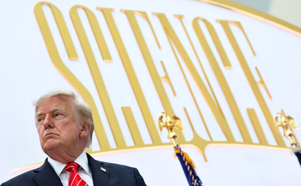 ​IA : Trump veut traiter en "ennemi" quiconque refusera d'utiliser les termes "super intelligence"
