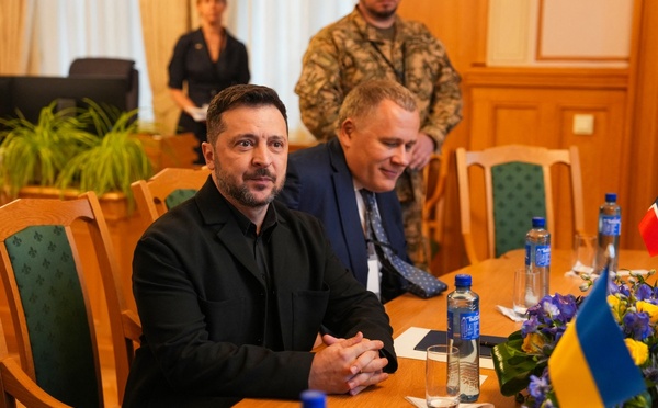​Le Kremlin prêt à des négociations Russie-Ukraine-Etats-Unis mi-novembre