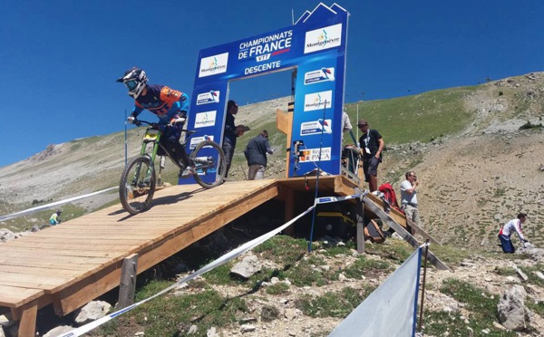 VTT « Chpts de France de descente » : Une place honorable pour Temarii Buillard