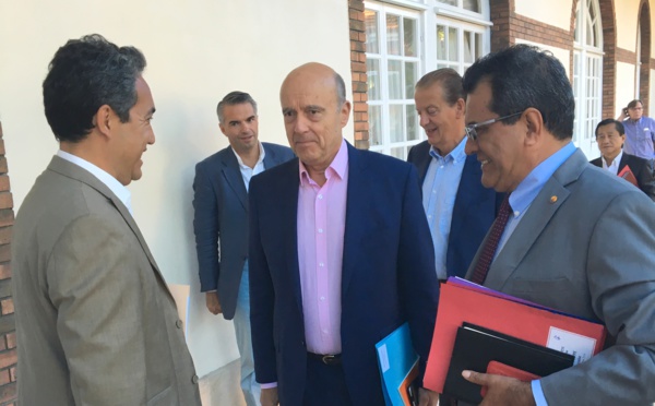 Marcel Tuihani rencontre Alain Juppé à la présidence