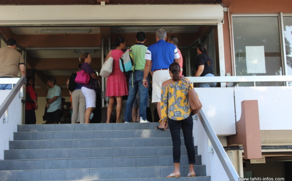 Affaire des douaniers : prison avec sursis et interdiction d'exercer pour les protagonistes