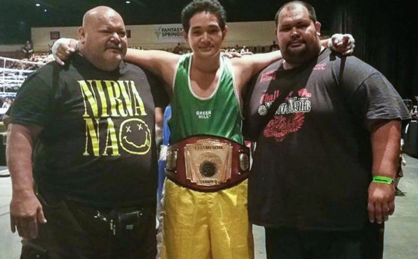 Boxe : Heremoana Vahinemoea remporte le 15ème tournoi international du « Desert Show Down »
