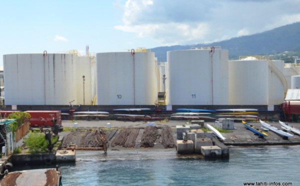 Transfert des dépôts d'hydrocarbures : les travaux doivent commencer en janvier