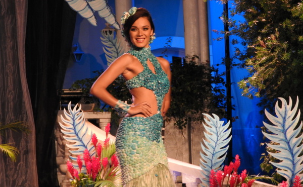 Miss Tahiti : Vaea Ferrand remporte le 1er prix pour sa tenue végétale