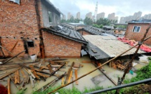 Chine: Huit morts dans les glissements de terrain après le typhon Megi, le bilan s'alourdit