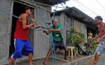 Les Philippines en état d'alerte en attendant un super typhon