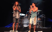 Fréro Delavega : les deux artistes-chanteurs virevoltants ont séduit le public polynésien