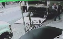 New York: il vole au hasard un seau qui contenait 1,6 million de dollars d'or (vidéo)
