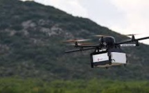 La Poste lance une ligne régulière de livraison de colis par drone