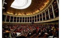 Budget: le Parlement vote la "der des der", épilogue de cinq ans agités