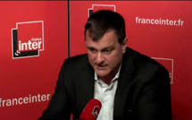 Aliot (FN) critique les évêques: "qu'ils s'occupent de remplir leurs églises"