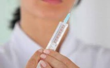 Méningite: "campagne de vaccination élargie" après la mort de deux étudiants à Dijon