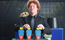 Tahiti Magic Show : close-up et grande illusion