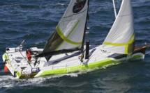 Vendée Globe - Thomson accélère et espère avant le Pot au noir