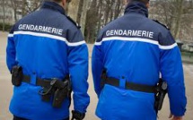 Vaucluse: un septuagénaire abat deux personnes sur un stand de tir et tente de se suicider