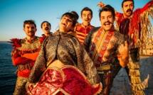 Concerts de Deluxe à Tahiti et Moorea : n'oubliez pas votre moustache !