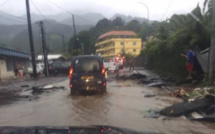 Fortes pluies : le quartier de l'hippodrome encore sous les eaux à Pirae