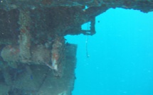 Un sous-marin abandonné risque de polluer le lagon de Bora bora